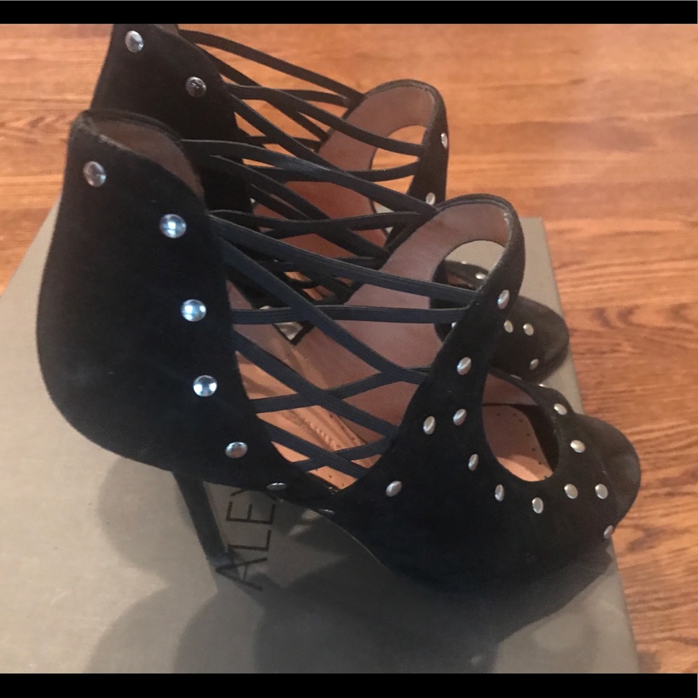 Alexa Wagner Size 39 Black Suede Sandals
